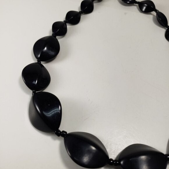 Lightweight SilverBlack Beaded Statement Necklace Women’s Fashion jewelry - C1 - Picture 4 of 4